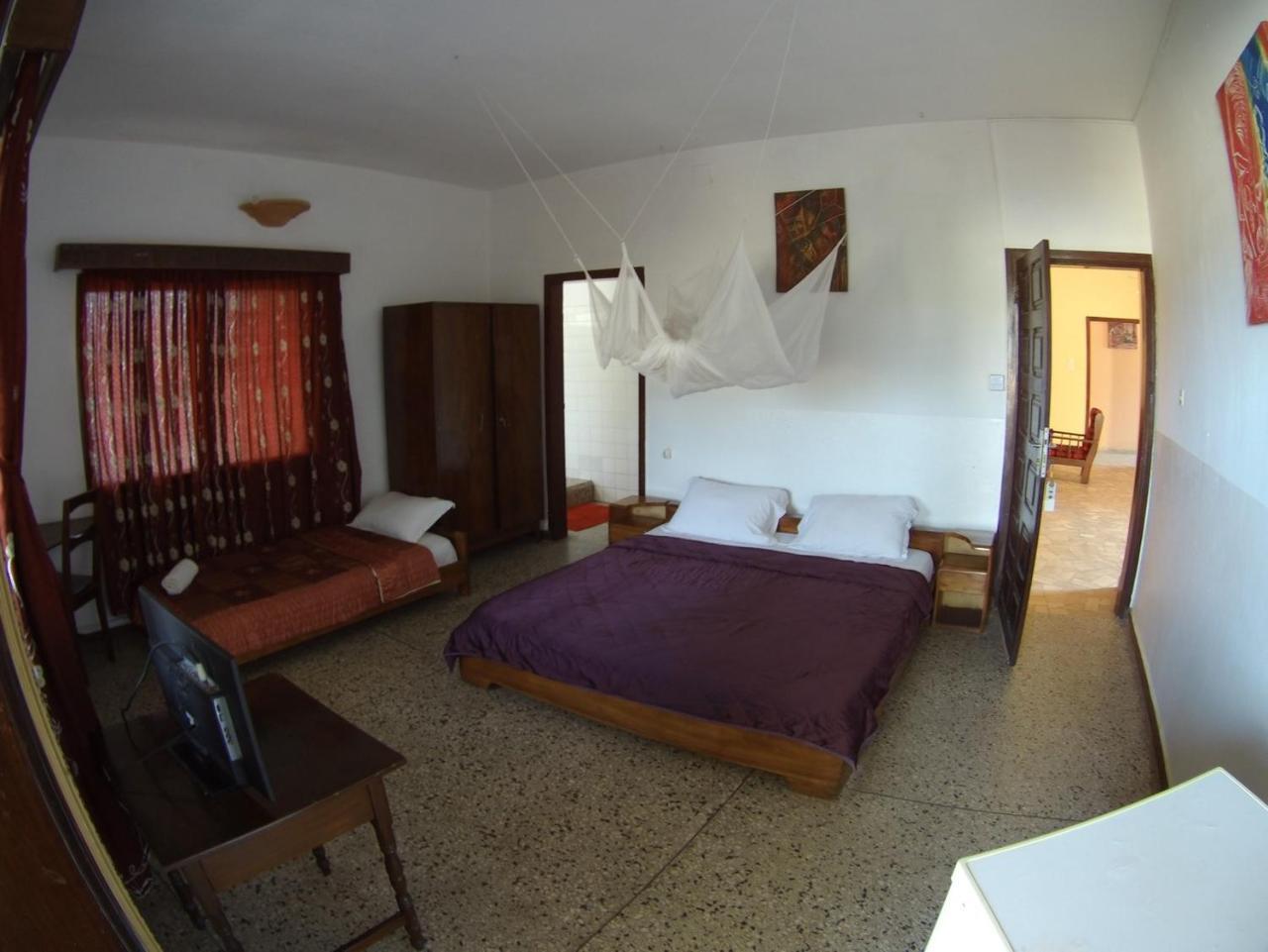 Hotel Aurore Lomé Esterno foto